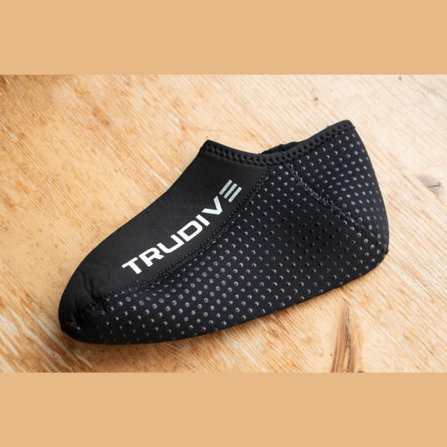 Short Stretchy Nylon Socks 2mm