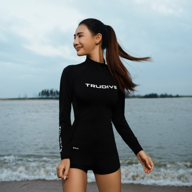 Women's Rashguard