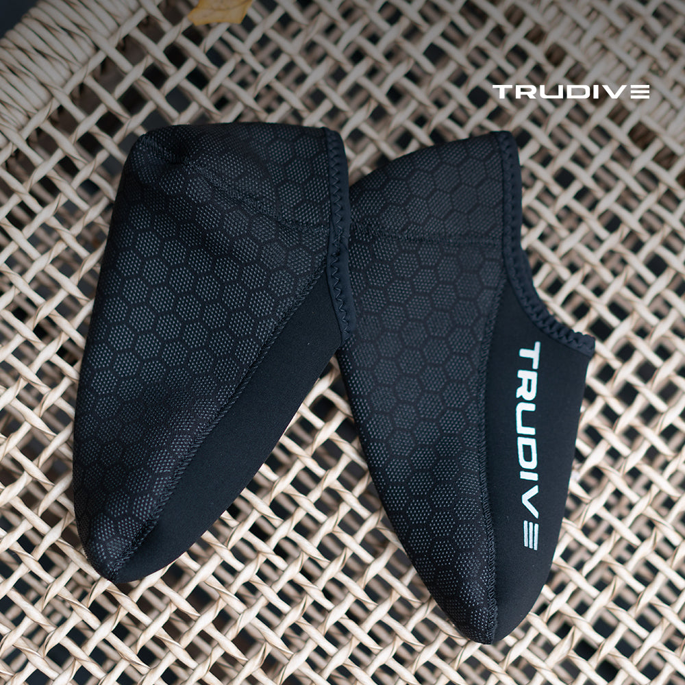 Short Stretchy Nylon Socks 2mm