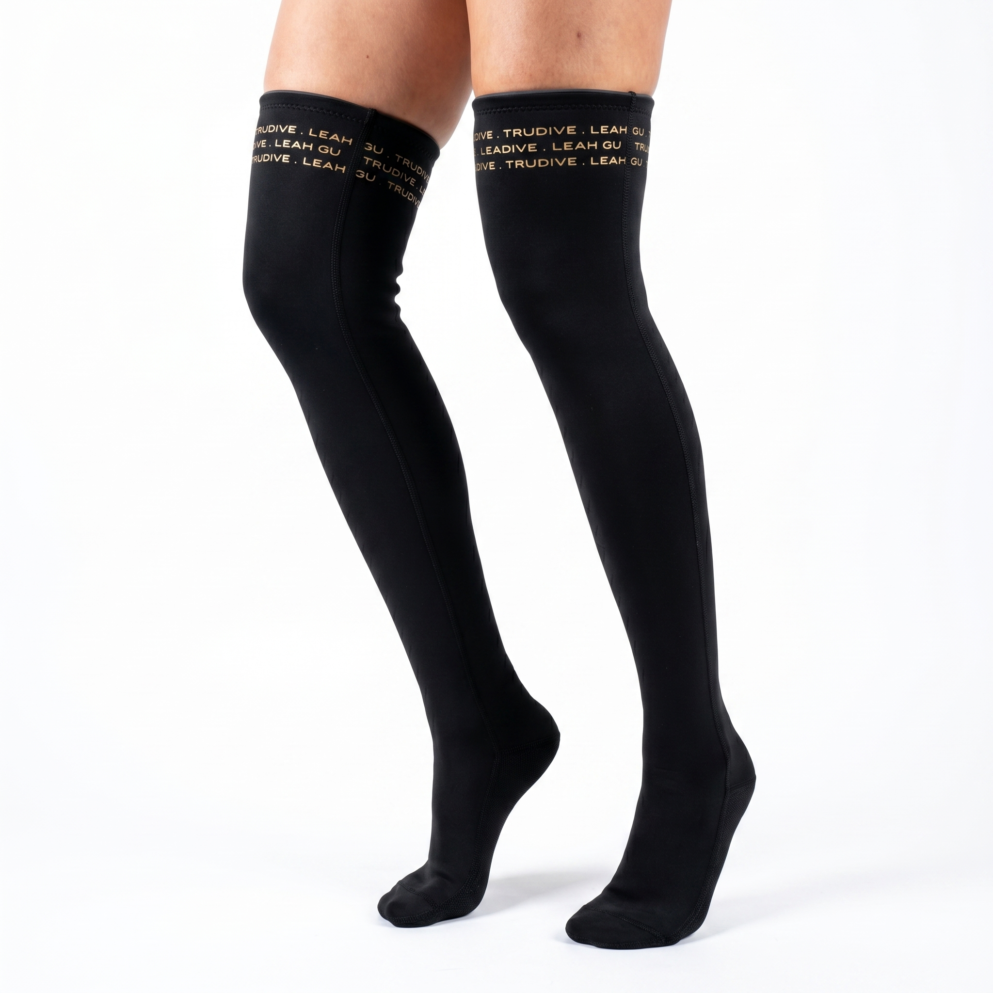  Trudive-Script Stockings